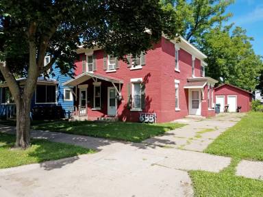 Main picture of 313 9th St S