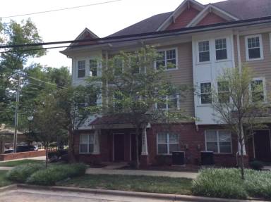 Main picture of 2660 Weddington Ave