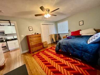 Main picture of 6 Blair Pl