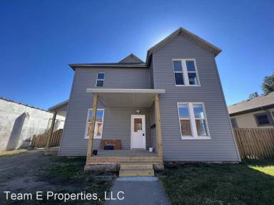Main picture of 36 W Olive St