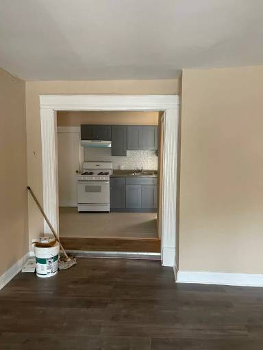 Main picture of 1810 W Ruscomb St