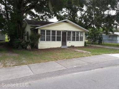 Main picture of 403 Walnut St