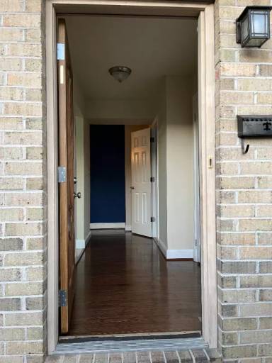 Main picture of 8104 Salt Lake Dr