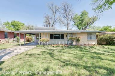 Main picture of 4925 Lubbock Ave