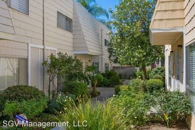 Main picture of 1434 Highland Ave