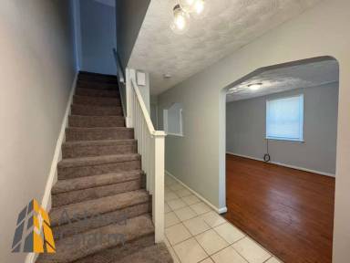 Main picture of 5133 Pembridge Ave
