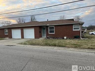 Main picture of 240 Smith St