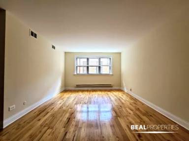 Main picture of 555 W Arlington Apartments