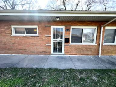 Main picture of 9136 S Anthony Ave