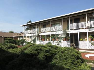 Main picture of 15265 La Alameda Dr