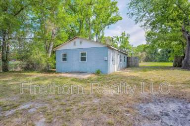 Main picture of 2719 Meadowbrook Dr