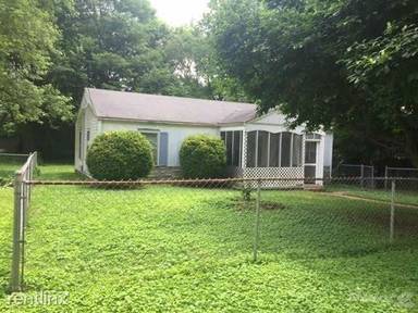 Main picture of 1002 Crestline Rd NW