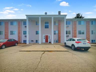 Main picture of 531 W 20th St