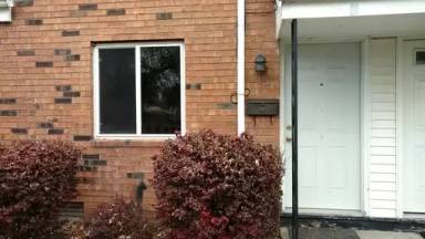 Main picture of 950 S Byrne Rd