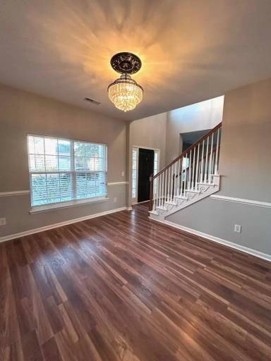 Main picture of 170 Highwoods Plantation Ave