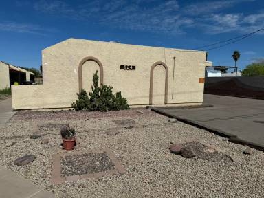 Main picture of 624 E Marilyn Ave