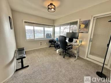 Main picture of 1768 Aurora Ave N