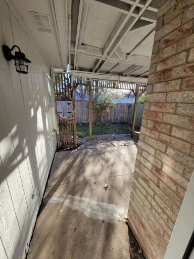 Main picture of 1324 Regent St