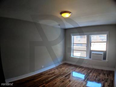 Main picture of 550 W Arlington Pl Apartments