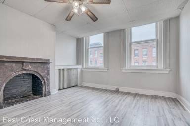 Main picture of 926 N Calvert St