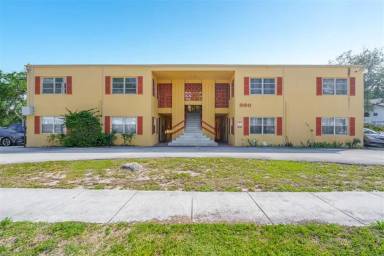 Main picture of 330 NW 20th St