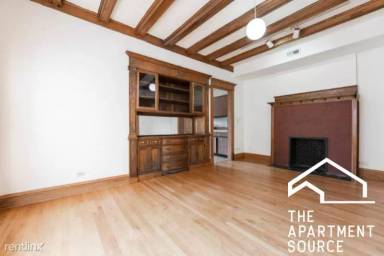Main picture of 4060 N Sheridan Rd