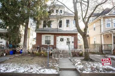 Main picture of 20 Crestmont Ter