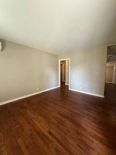 Main picture of 2406 Bridwell St