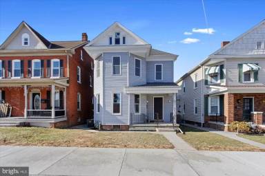 Main picture of 239 Centennial Ave