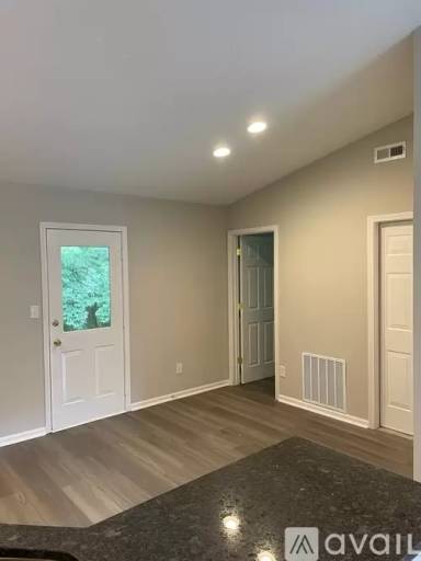 Main picture of 10736 N Park Ave