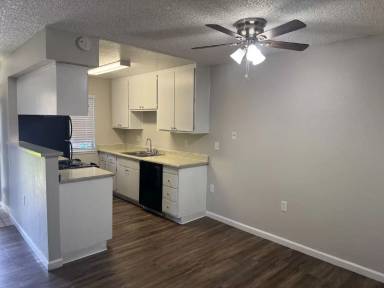 Main picture of 5920 Van Alstine Ave