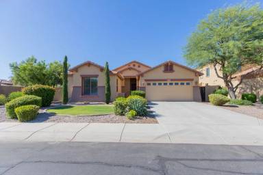 Main picture of 2270 E Aloe Pl