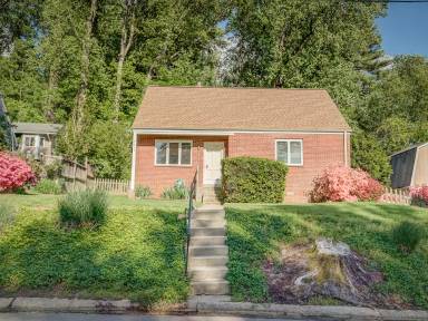 Main picture of 3350-9011 Lindale Dr