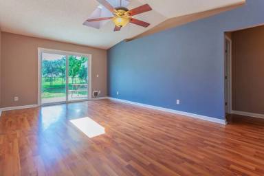 Main picture of 1504 Meadow St