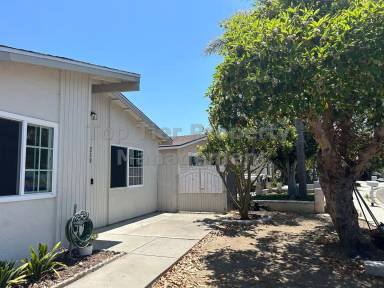 Main picture of 213 Avenida Descanso