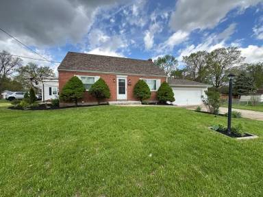 Main picture of 556 Grandin Ave