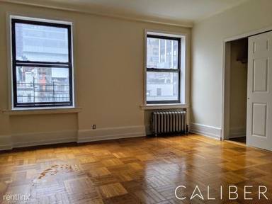 Main picture of 55 W 55th St