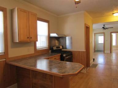 Main picture of 3336 N Bartlett Ave