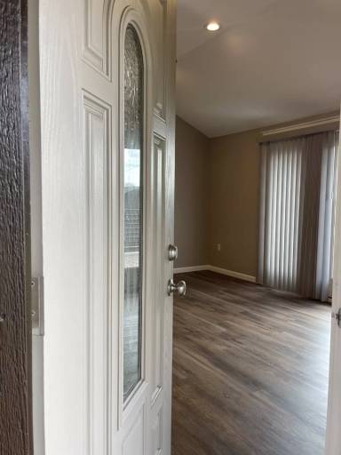 Main picture of 152 Oak Hill Rd