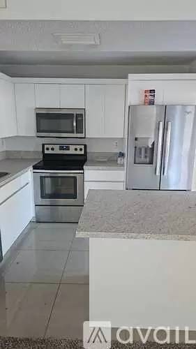 Main picture of 20015 NE 3rd Ct