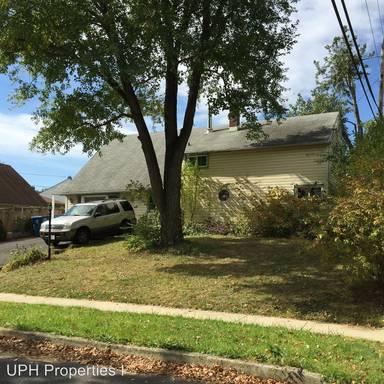 Main picture of 6 Ruby Ln