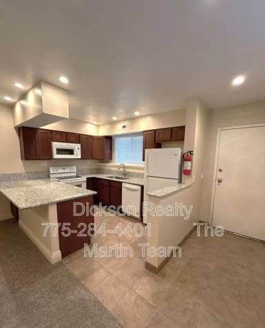 Main picture of 470 Sunshine Ln