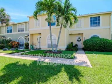 Main picture of 1532 Chateaux de Ville Ct