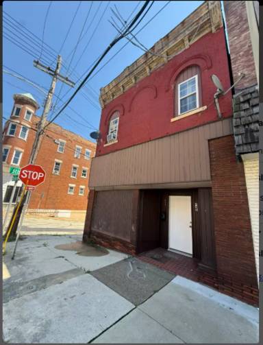 Main picture of 446 McKean Ave