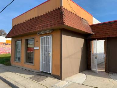 Main picture of 1526 N Palm Ave