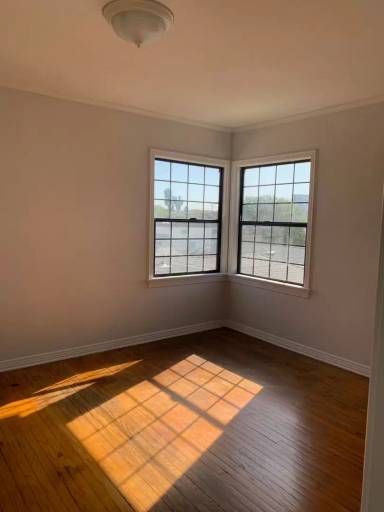 Main picture of 8022 Norton Ave