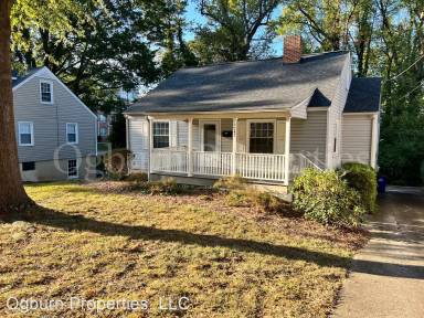 Main picture of 2247 Queen St