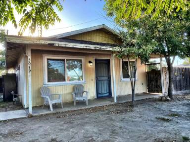 Main picture of 30791 Robinson Rd
