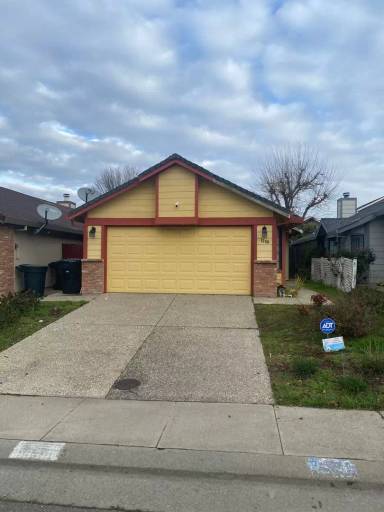 Main picture of 1330 Puebla Way