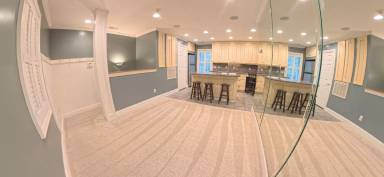Main picture of 395 Whisper Park Dr